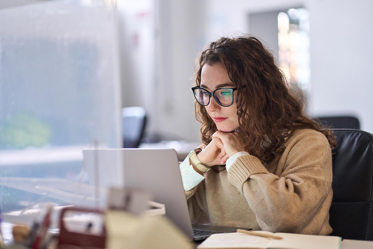 10 Top Employee Training Software Platforms Compared (Features & Pricing)